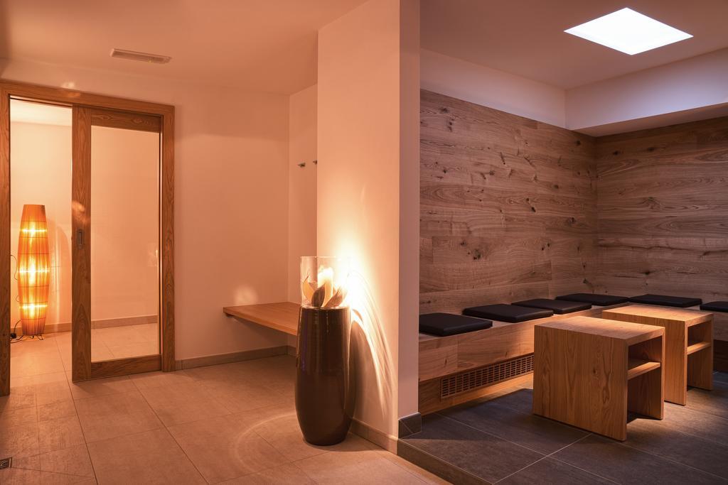 Sankt Johann Spa Suites & Apartments Прато ало Стелвио Екстериор снимка