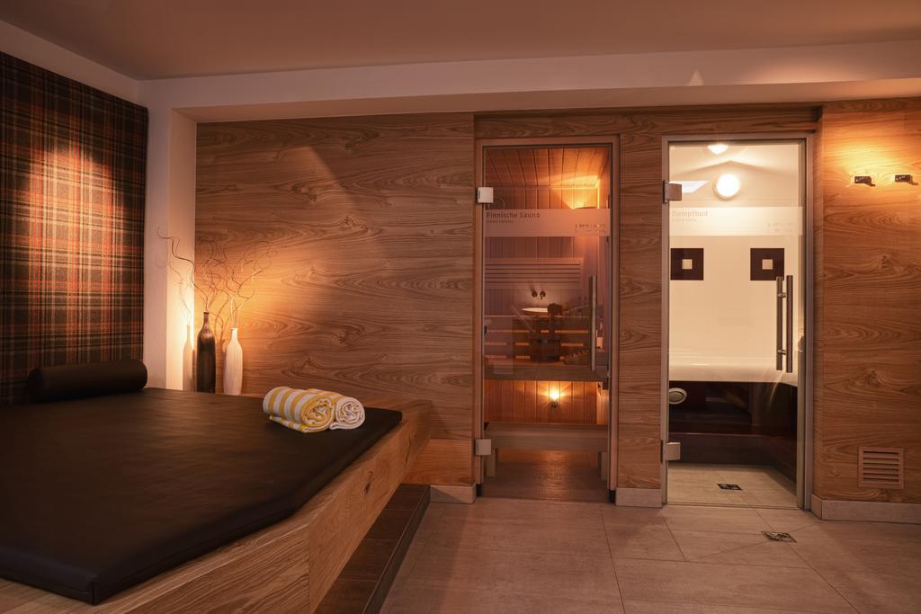 Sankt Johann Spa Suites & Apartments Прато ало Стелвио Екстериор снимка
