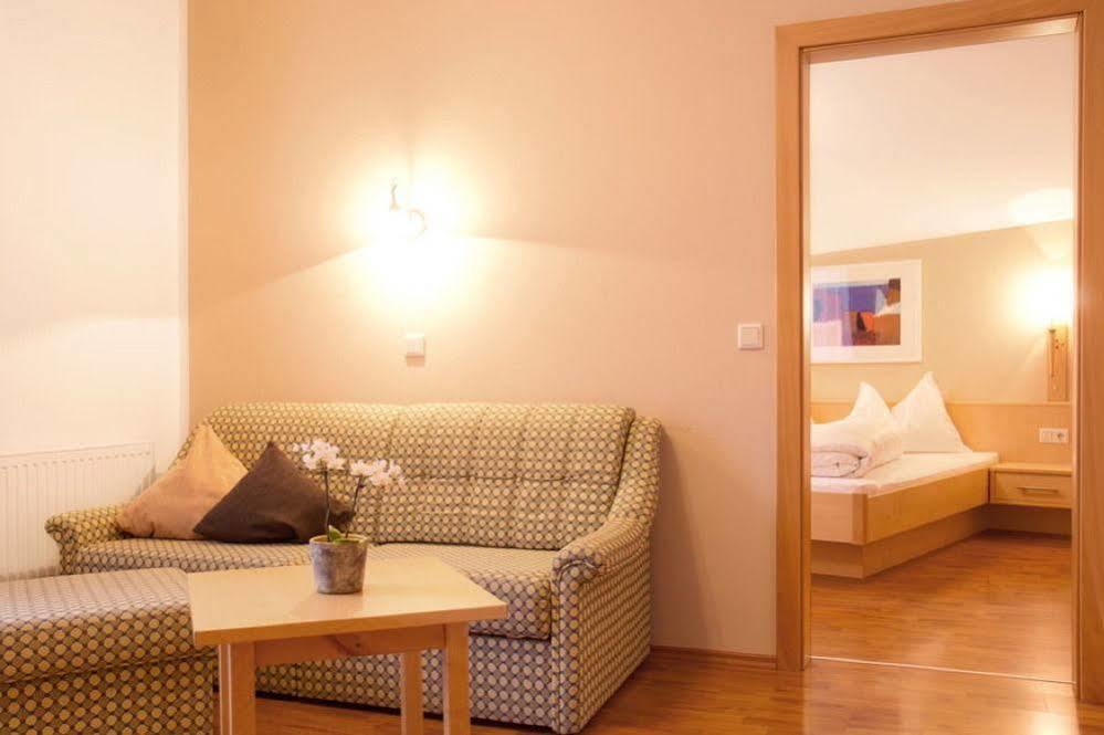 Sankt Johann Spa Suites & Apartments Прато ало Стелвио Екстериор снимка